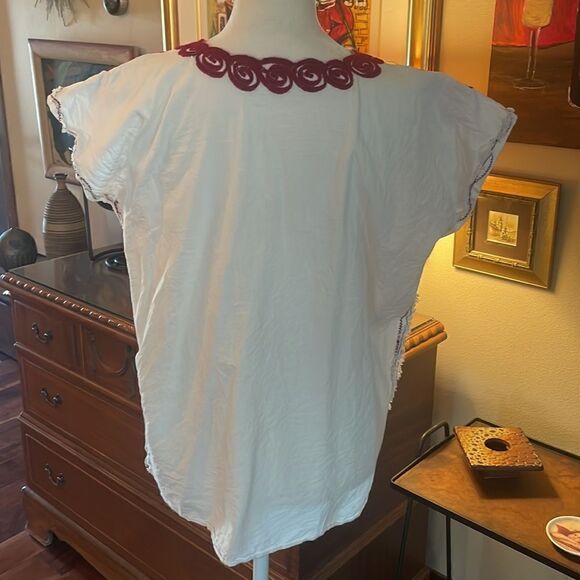 Embroidered Mexican Blouse - Picture 4 of 6